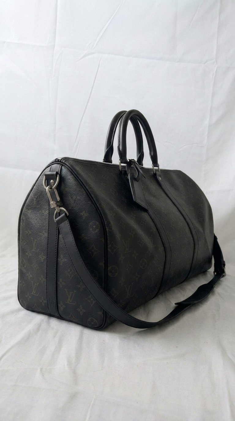 Louis Vuitton Keepall 50 Monogram Eclipse – Begagnad, mycket gott skick